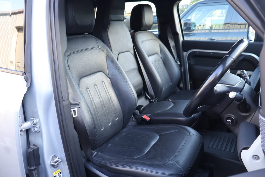 Land Rover Defender 110 HARD TOP SE MHEV with upgraded wheels £9500 REAR SEAT CONVERSION FITTED 23
