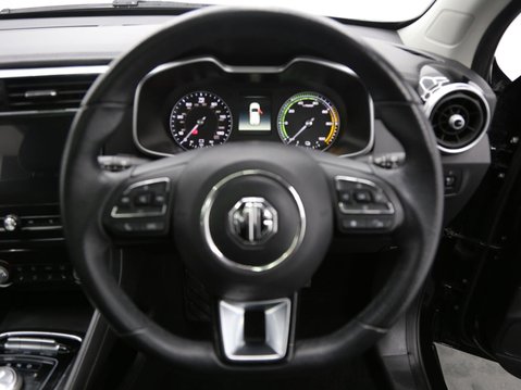 MG ZS 44.5kWh Exclusive Auto 5dr 10