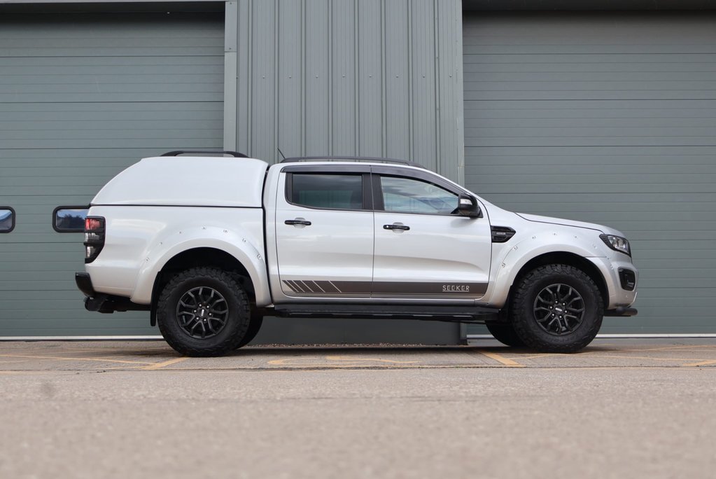Ford Ranger  WILDTRAK ECOBLUE STYLED BY SEEKER SUPER LOW MILES NO VAT  8
