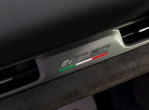 Maserati MC20 22