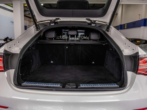 Mercedes-Benz GLC 2.1 GLC220d AMG Line (Premium Plus) Coupe 5dr Diesel G-Tronic 4MATIC Euro 6 61