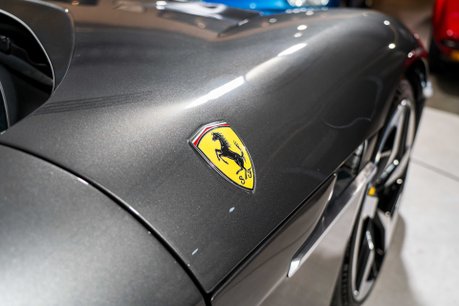 Ferrari 12Cilindri COUPE. HISTORIC PAINTWORK. PASSENGER DISPLAY. LIFT. PANO ROOF. CARBON INT. 48