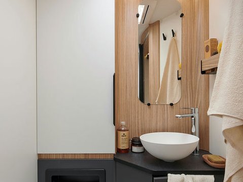 Pilote P740FGJ Evidence 2026 MODEL SHOW VAN 23