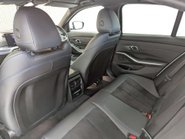 BMW 3 Series 2.0 320i M Sport Auto 4dr 39