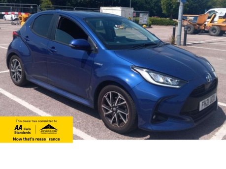 Toyota Yaris 1.5 Yaris Design HEV CVT 5dr