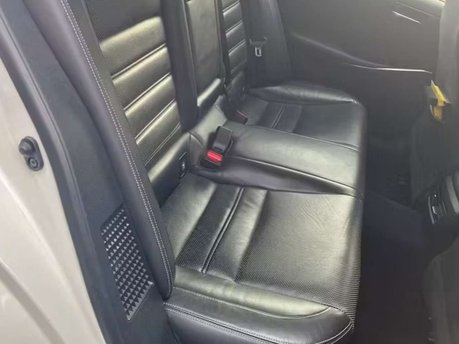 Lexus Is 2.5 300h Luxury Saloon 4dr Petrol Hybrid E-CVT Euro 5 (s/s) (223 ps) 6