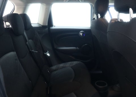 Mini Hatch 1.5 Cooper D Hatchback 5dr Diesel Auto Euro 6 (s/s) (116 ps) 52