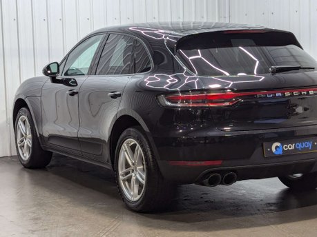 Porsche Macan 2.0 Macan Semi-Auto 4WD 5dr 34