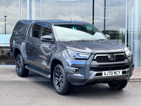 Toyota Hilux INVINCIBLE X 4WD D-4D DCB