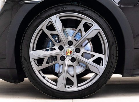 Porsche Taycan 4 CROSS TURISMO 21