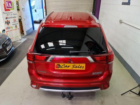 Mitsubishi Outlander 2.0h 12kWh GX4h CVT 4WD Euro 6 (s/s) 5dr 9