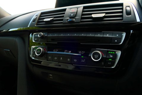 BMW M4 3.0 M4 Competition Edition Package Semi-Auto 2dr 31