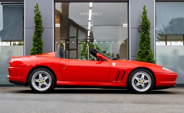 Ferrari 550 BARCHETTA Pininfarina 3