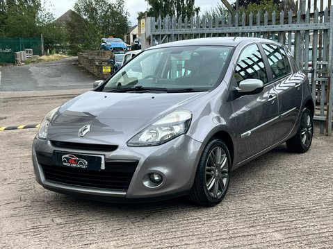 Renault Clio DYNAMIQUE TOMTOM 16V 3