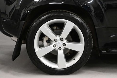 Land Rover Defender 3.0 Defender XS Edition D MHEV A 4WD 5dr 30