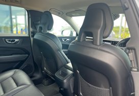 Volvo XC60 D4 MOMENTUM AWD AUTO 22