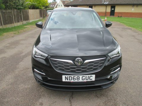 Vauxhall Grandland X 1.2 Turbo SE Euro 6 (s/s) 5dr 3