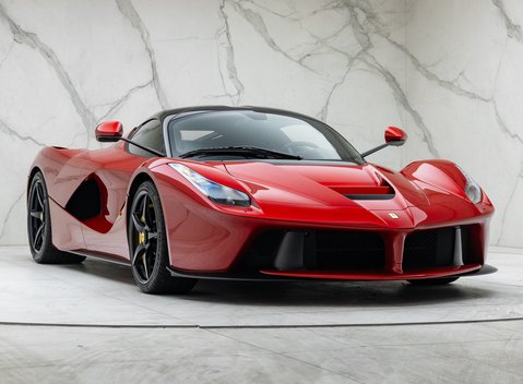 Ferrari LaFerrari 10