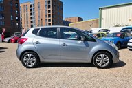 Kia Venga 3.. AUTOMATIC.. 1 PREVIOUS KEEPER.. 7 MAIN DEALER SERVICES.. STUNNING 8