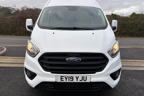 Ford Transit Custom 300 L2 H2 Trend 130 ps Panel Van - Air Con 11