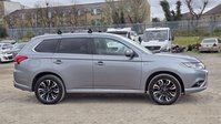 Mitsubishi Outlander 2.0h 12kWh GX4h SUV 5dr Petrol Plug-in Hybrid CVT 4WD Euro 6 (s/s) (200 ps) 10