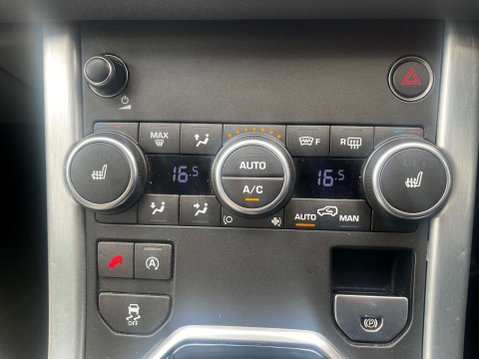Land Rover Range Rover Evoque 2.0 Range Rover Evoque SE Tech TD4 Auto 4WD 5dr 44