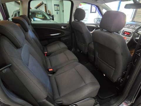 Ford S-Max 2.0 TDCi Titanium 5dr 21