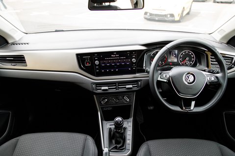 Volkswagen Polo SE EVO 3