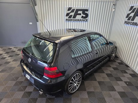 Volkswagen Golf 3.2 R32 Hatchback 3dr Petrol Manual (276 g/km, 240 bhp) 15