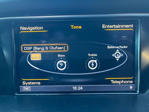 Audi A4 2.0 TDI 177 BLACK EDITION 18