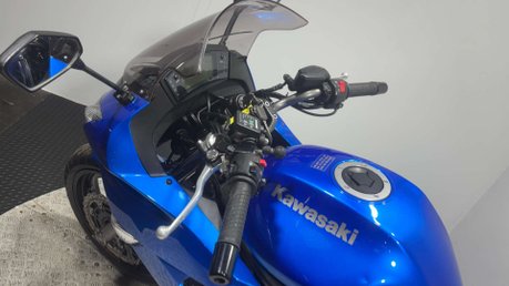Kawasaki Er ER6 2010 ONLY 16K MOT SERVICED COMMUTER A2 BIKE 650CC TWIN 34