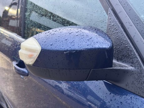 Ford S-Max 2.0 S-Max Titanium TDCi 138 5dr 6