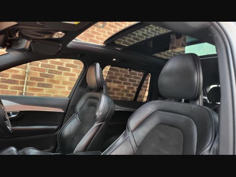 Volvo XC90 D5 POWERPULSE R-DESIGN PRO AWD 37