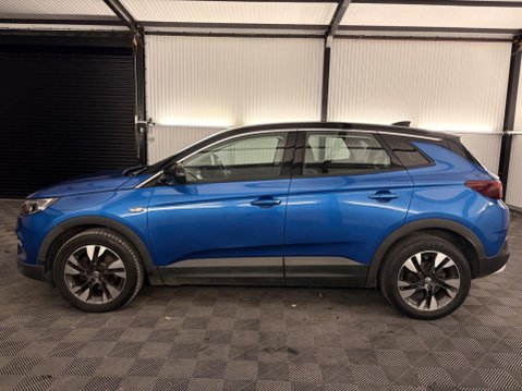 Vauxhall Grandland X 1.2 Turbo Sport Nav Auto Euro 6 (s/s) 5dr 49