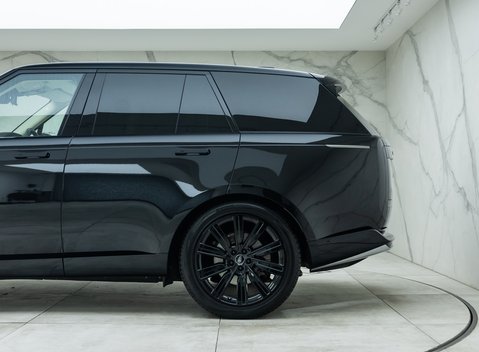 Land Rover Range Rover D350 SE 32