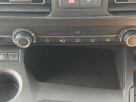 Vauxhall Combo Life 1.2 Turbo Energy 5dr 23