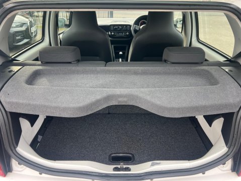 Volkswagen Up 1.0 Move up! Euro 5 5dr 27