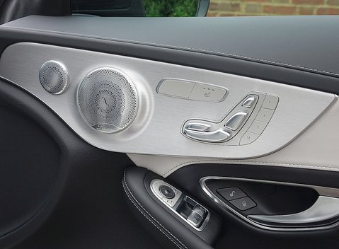 Mercedes-Benz C Class C63 S Coupe 12