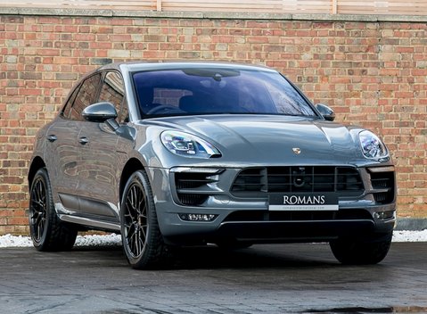 Porsche Macan GTS 1