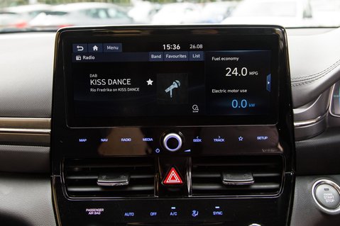 Hyundai IONIQ FIRST EDITION MHEV 22