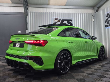 Audi RS3 2.5 TFSI Vorsprung Saloon 4dr Petrol S Tronic quattro Euro 6 (s/s) (400 ps) 6