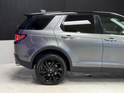 Land Rover Discovery Sport 2.0 Discovery Sport Black HSE SD4 Auto 4WD 5dr 33