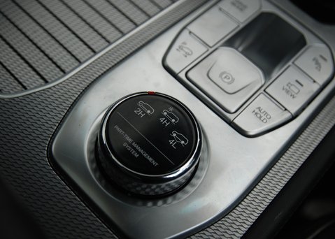 SsangYong Rexton ULTIMATE PLUS 32