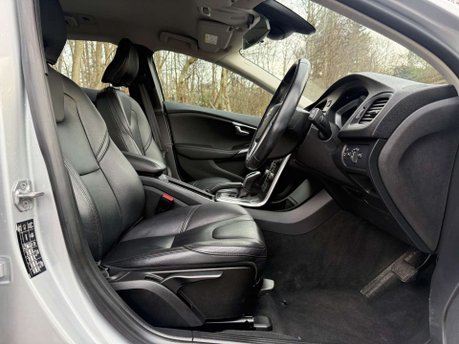 Volvo V40 1.6 V40 SE Luxury D2 Auto 5dr 13