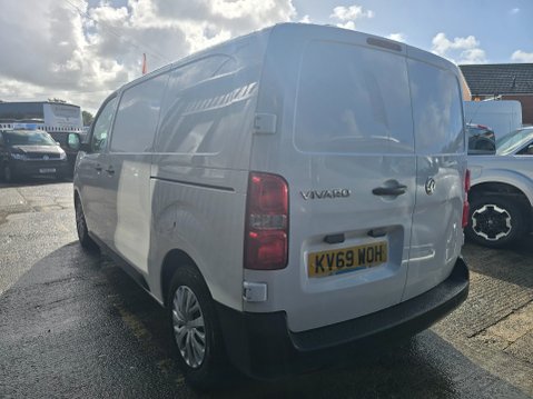 Vauxhall Vivaro L1H1 2700 EDITION S/S 4