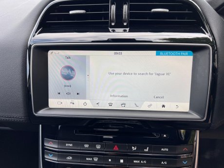 Jaguar XE 2.0i Portfolio Auto AWD Euro 6 (s/s) 4dr 76