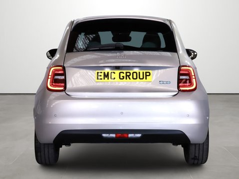 Fiat 500 87kW Giorgio Armani 42kWh 3dr Auto 7
