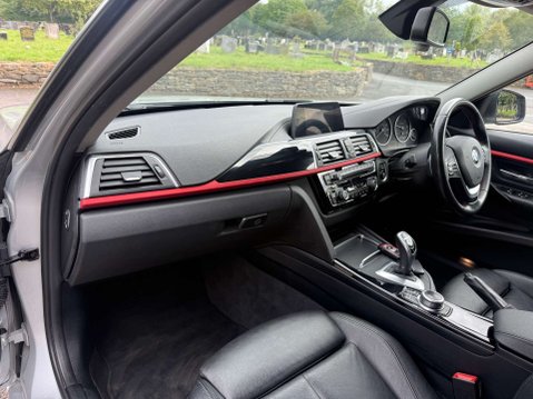BMW 3 Series 2.0 320d xDrive Sport Auto 4WD 5dr 10