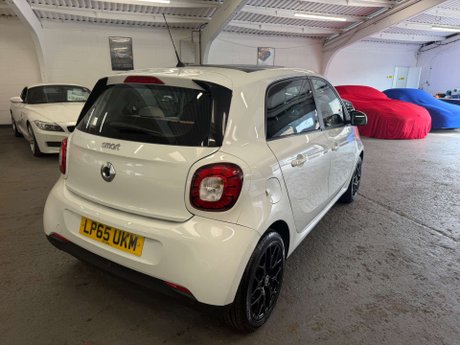Smart Forfour 1.0 Proxy (Premium Plus) Hatchback 5dr Petrol Manual Euro 6 (s/s) (71 ps) 6