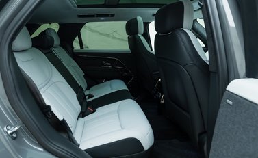 Land Rover Range Rover Sport P550e AUTOBIOGRAPHY 18